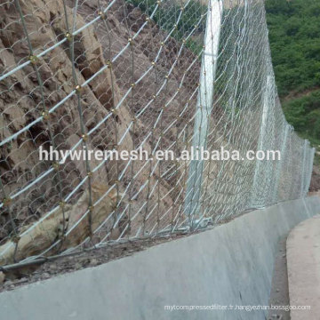 pente protection filet chute de pierre barrière clôture câble métallique
